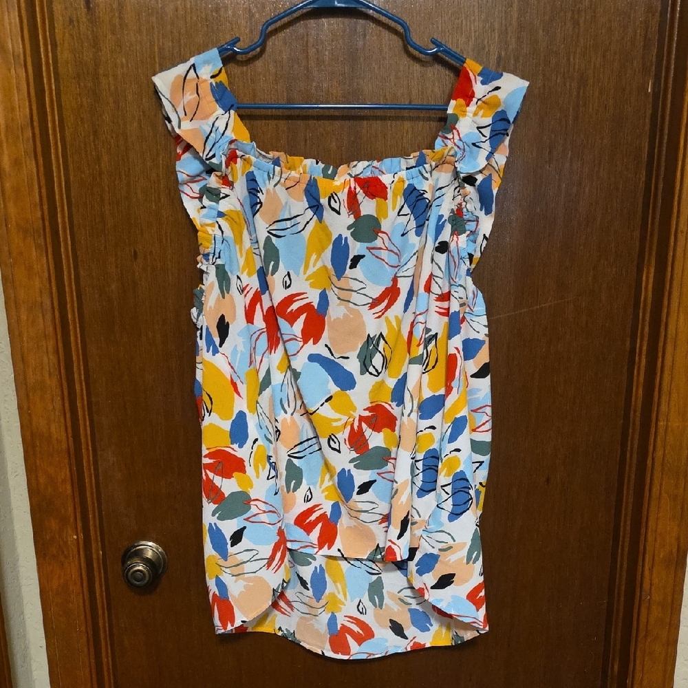 Lularoe 2X Daisy Ruffle Strap Top